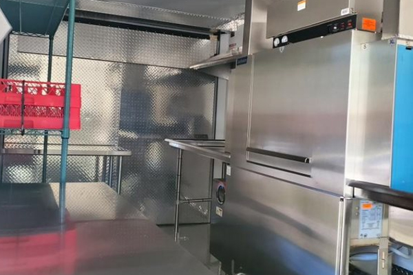 20' Dishwashing Trailer
